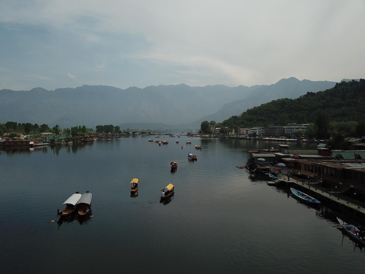 Lake Palace Group Of House Boats Srīnagar Buitenkant foto