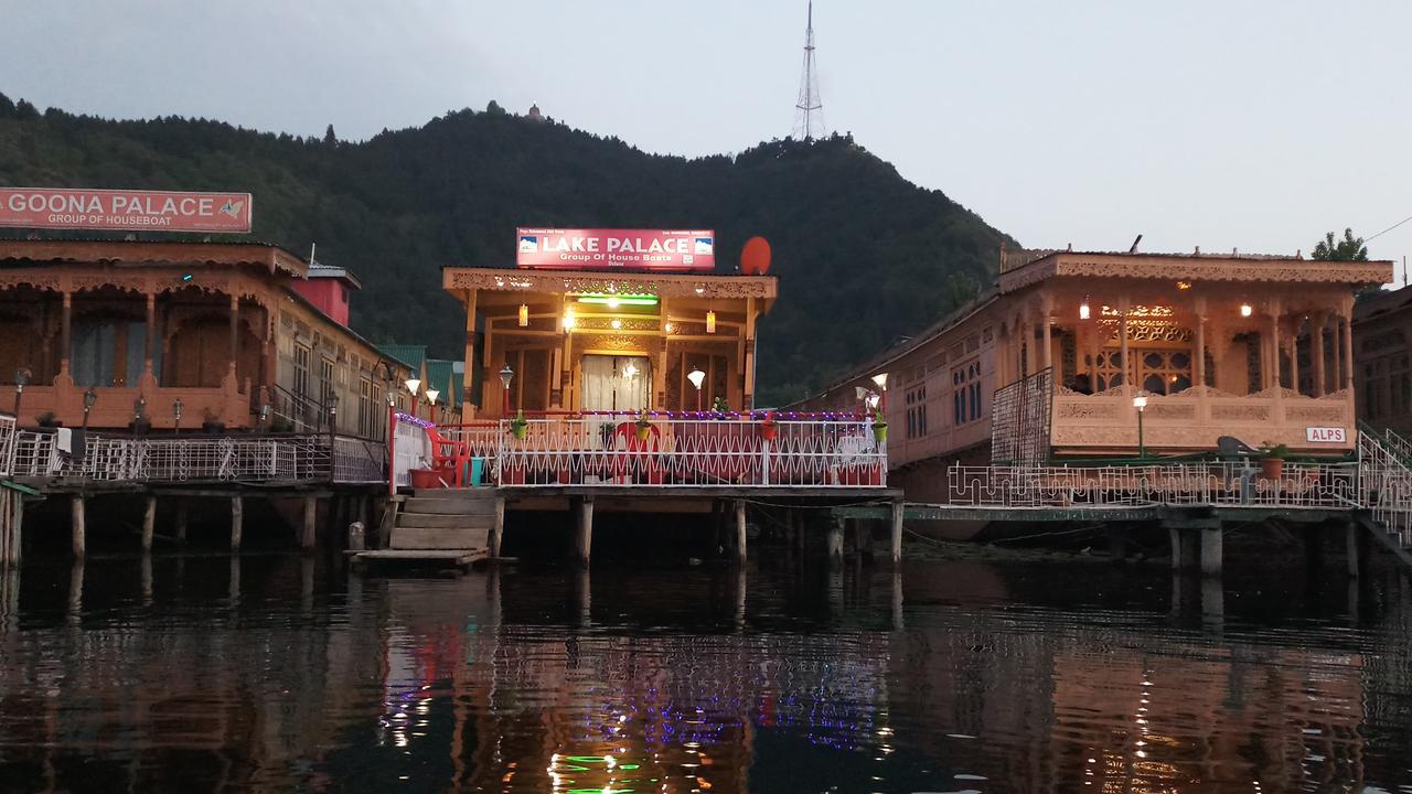 Lake Palace Group Of House Boats Srīnagar Buitenkant foto